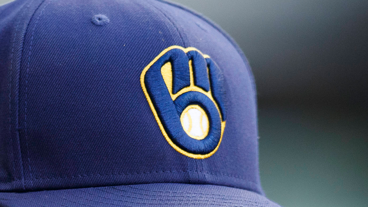 Milwaukee Brewers outfielder Christian Yelich' hat