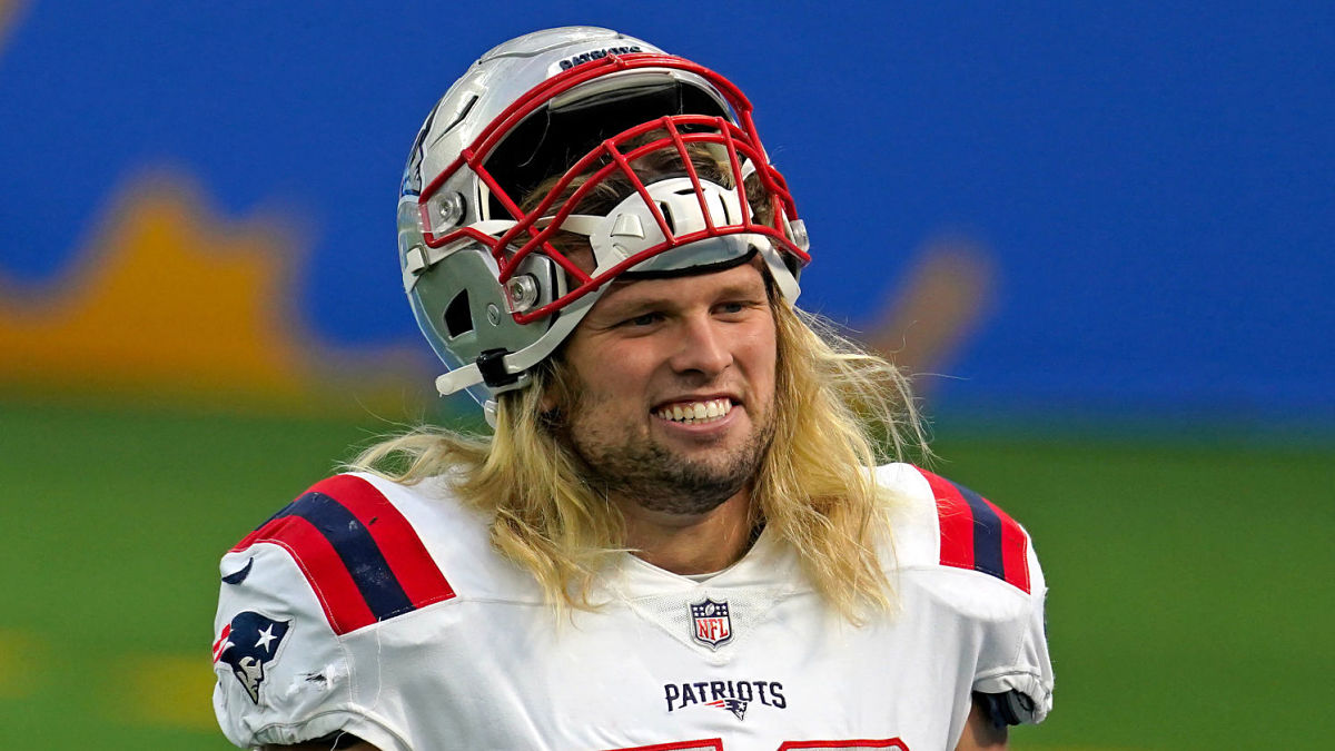 Patriots linebacker Chase Winovich