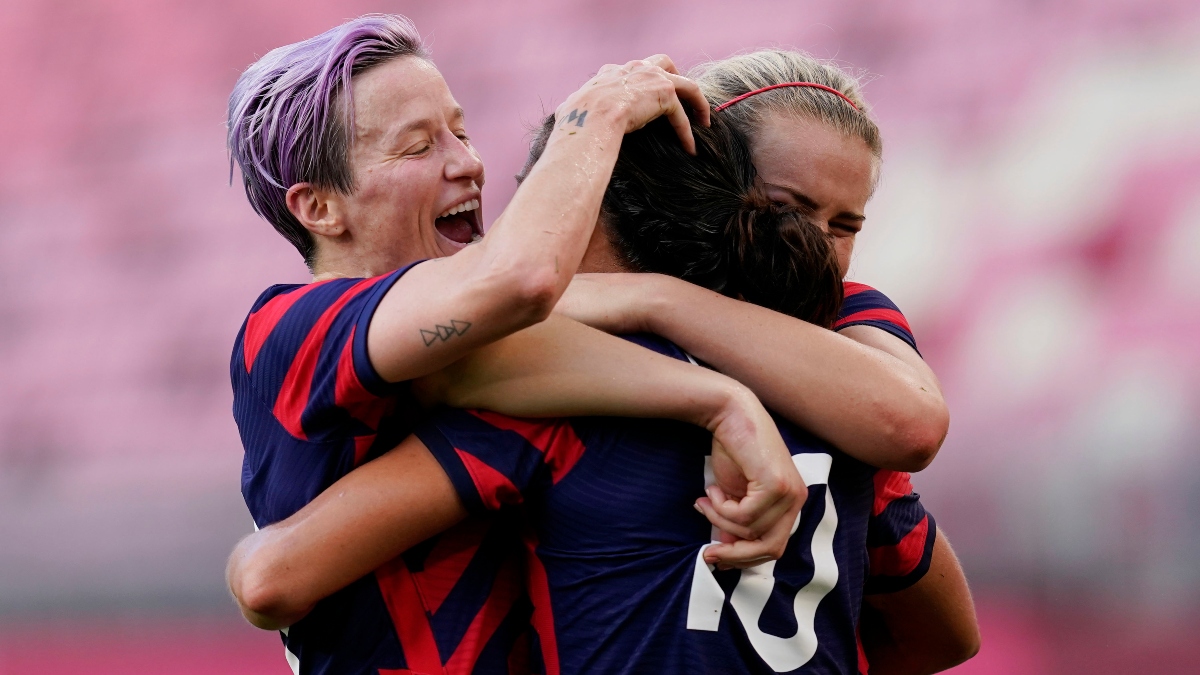 USWNT forwards Carli Lloyd (10) and Megan Rapinoe (15)