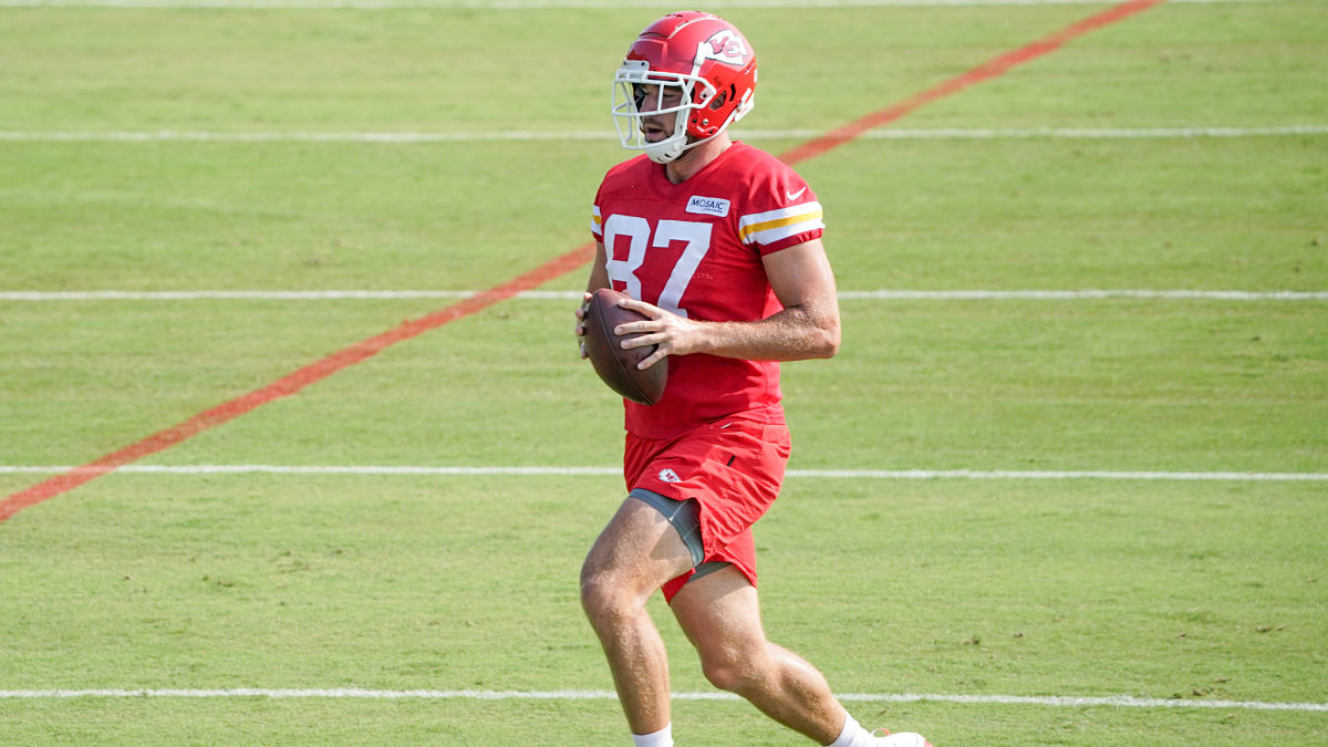 Kansas City Chiefs tight end Travis Kelce
