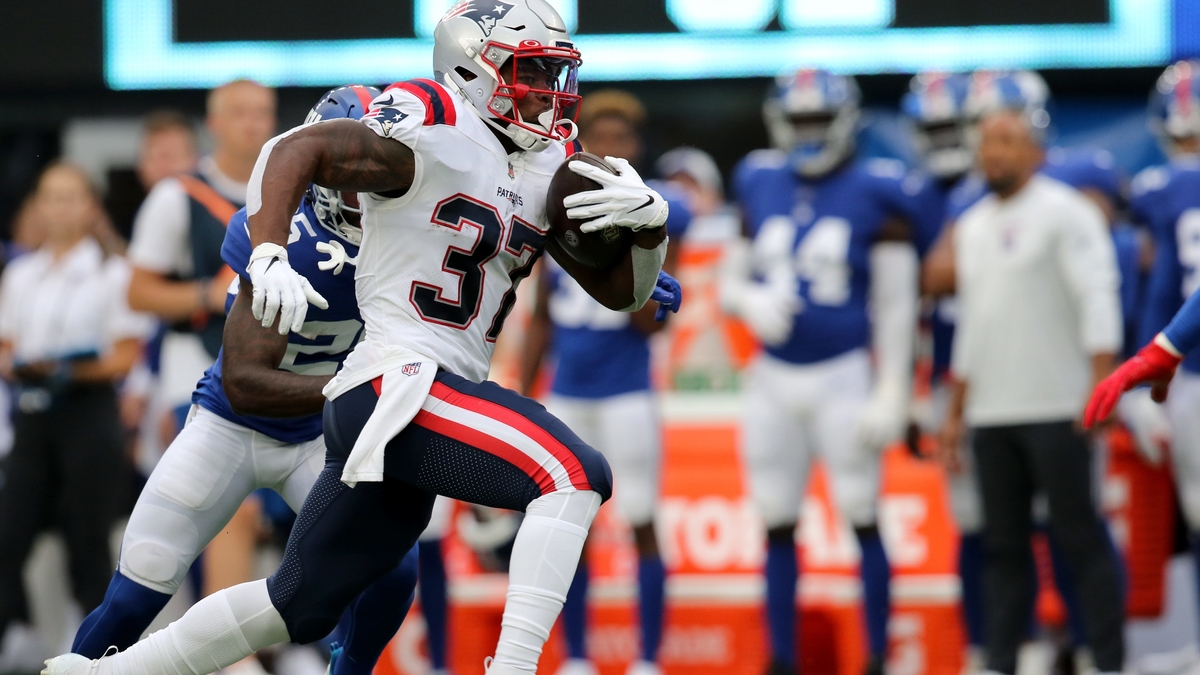 New England Patriots running back Damien Harris