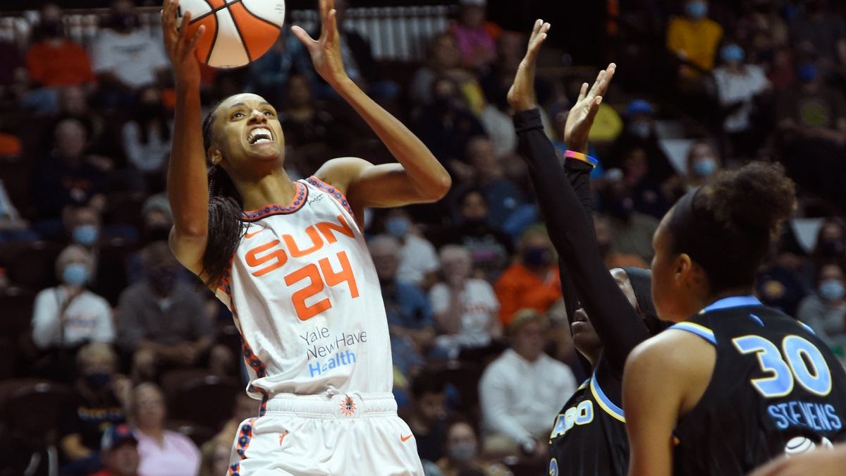 Connecticut Sun's DeWanna Bonner