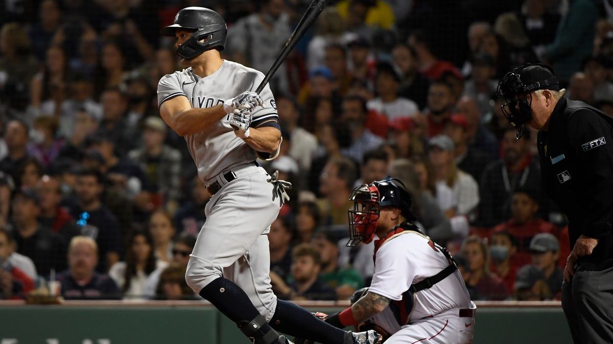 New York Yankees' Giancarlo Stanton, Red Sox's Christian Vázquez