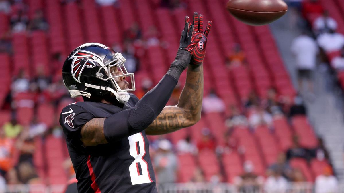 Atlanta Falcons tight end Kyle Pitts