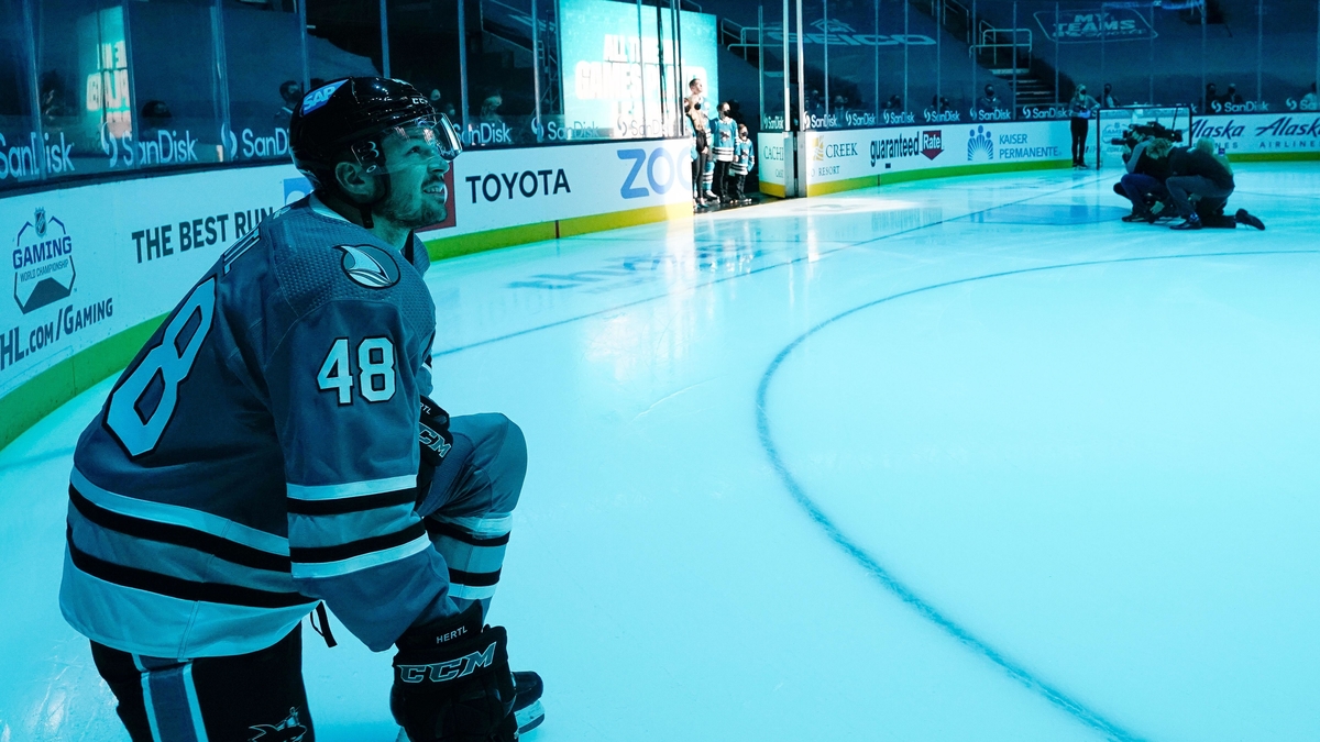 San Jose Sharks center Tomas Hertl