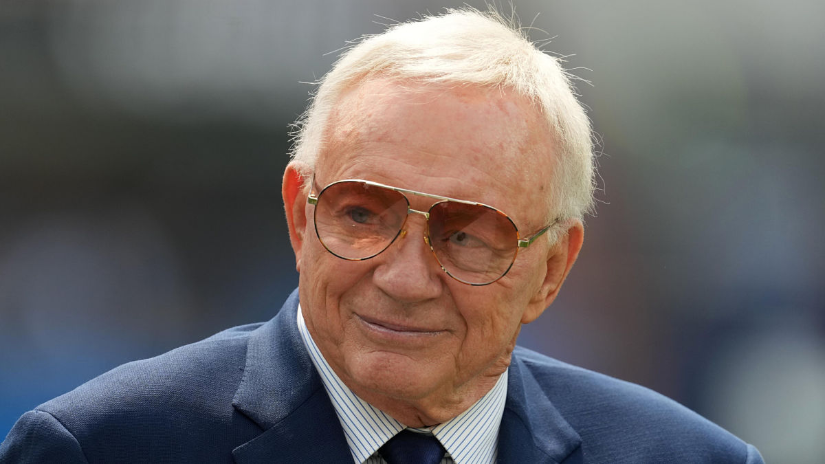Dallas Cowboys owner Jerry Jones