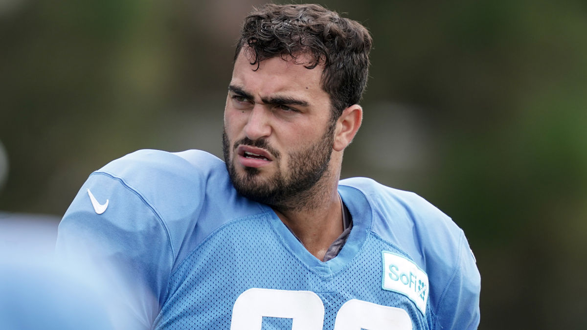 Los Angeles Chargers defensive end Joe Gaziano