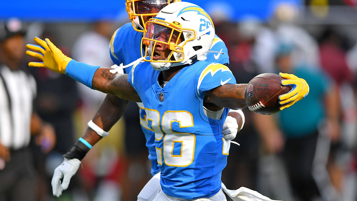 Los Angeles Chargers running back Asante Samuel Jr.