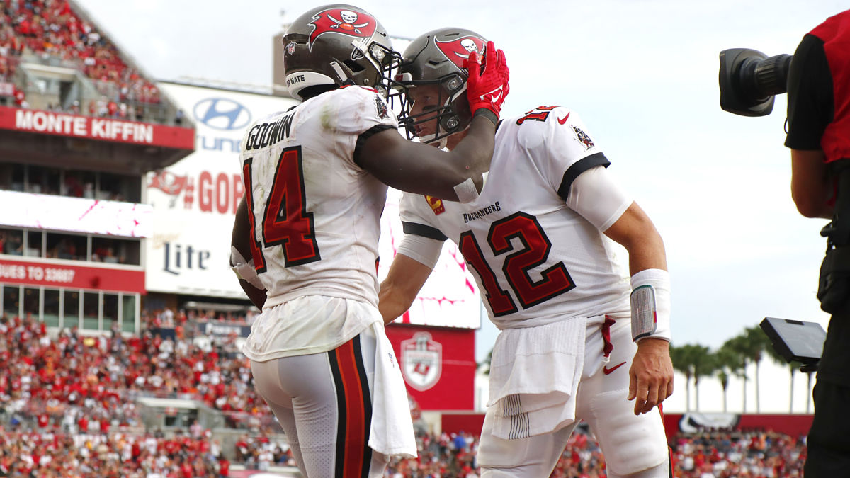 Tampa Bay Buccaneers wide receiver Chris Godwin and quarterback Tom Brady