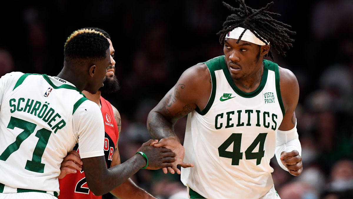 Boston Celtics players Dennis Schröder and Robert Williams