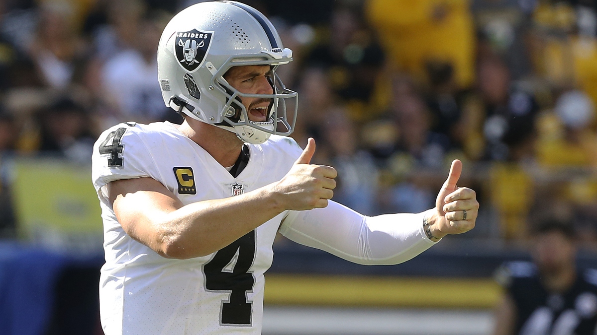 Las Vegas Raiders quarterback Derek Carr (4)