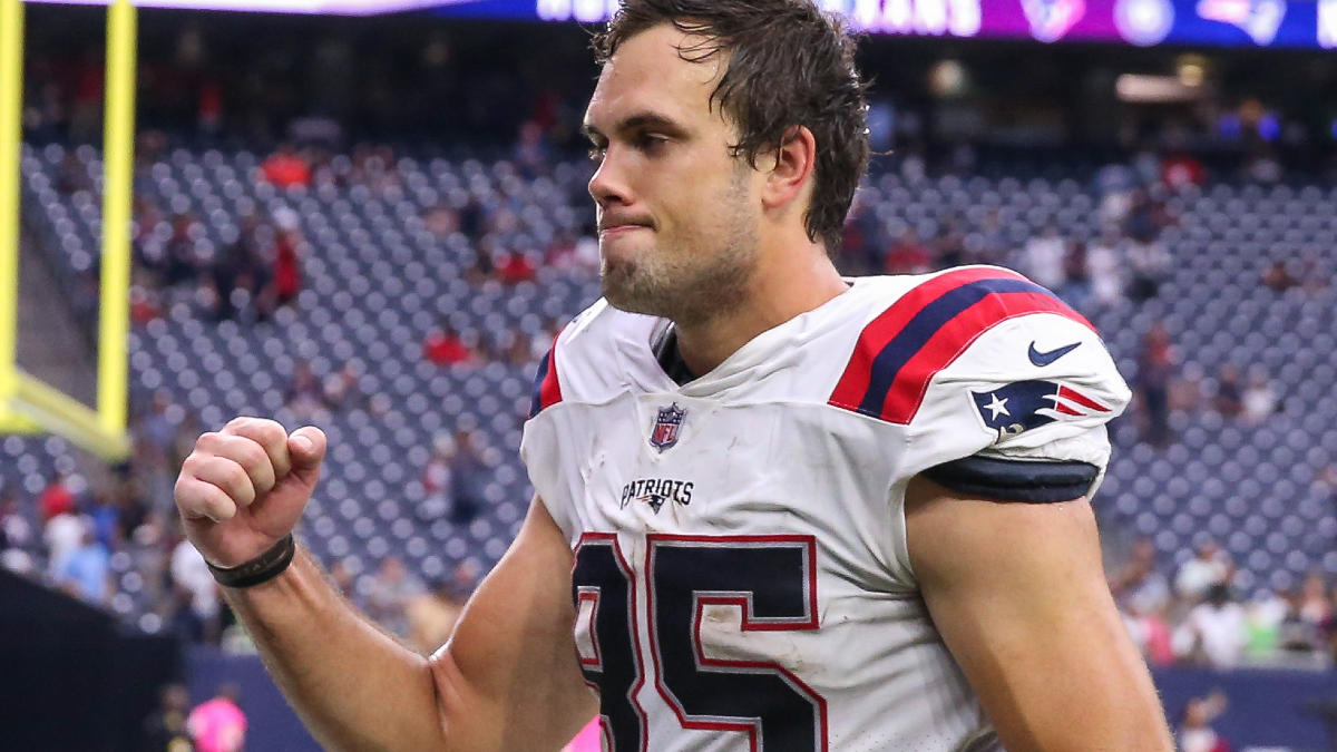 New England Patriots tight end Hunter Henry
