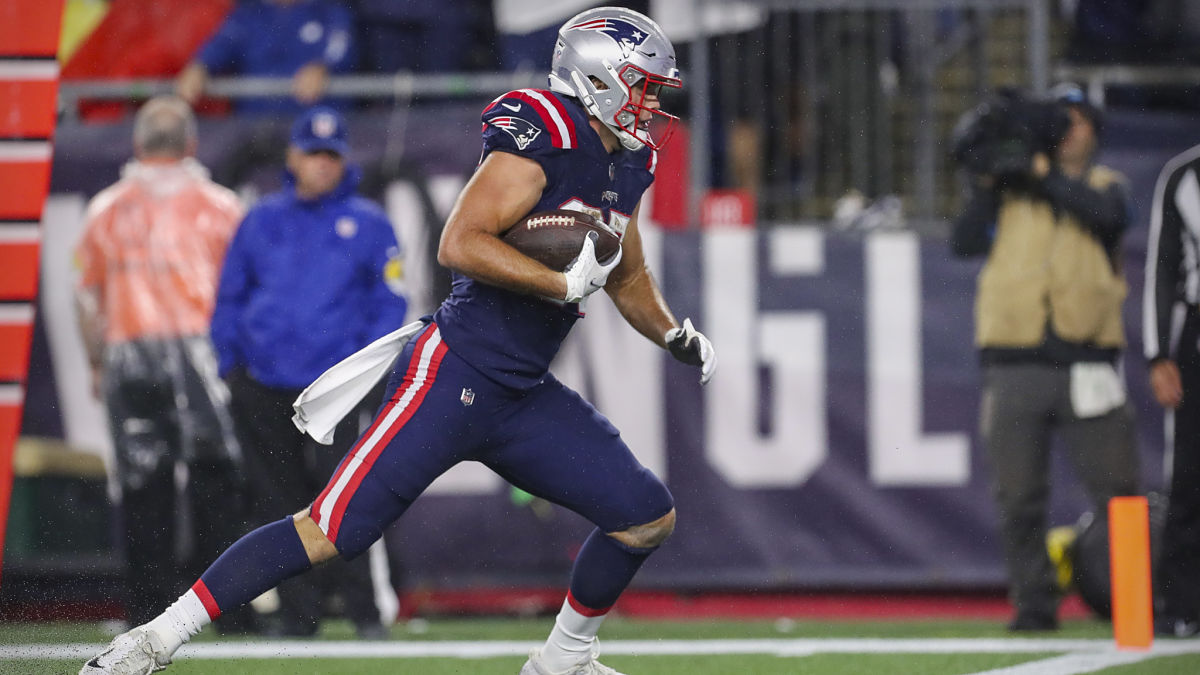New England Patriots tight end Hunter Henry