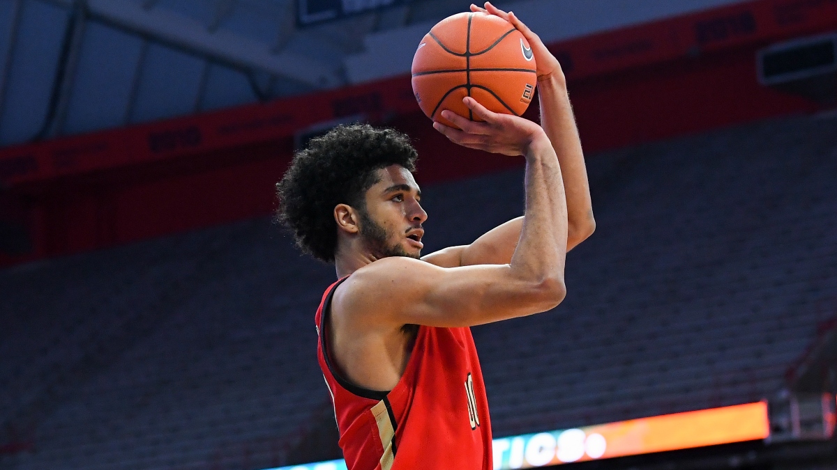 Northeastern Huskies forward Jason Strong (00)