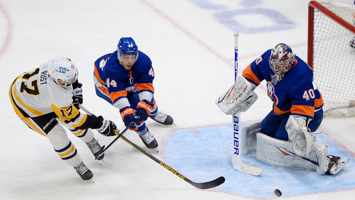 New York Islanders goalie Semyon Varlamov