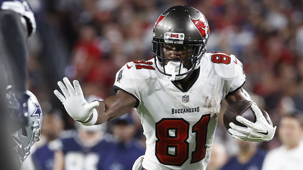 Tampa Bay Buccaneers wide receiver Antonio Brown