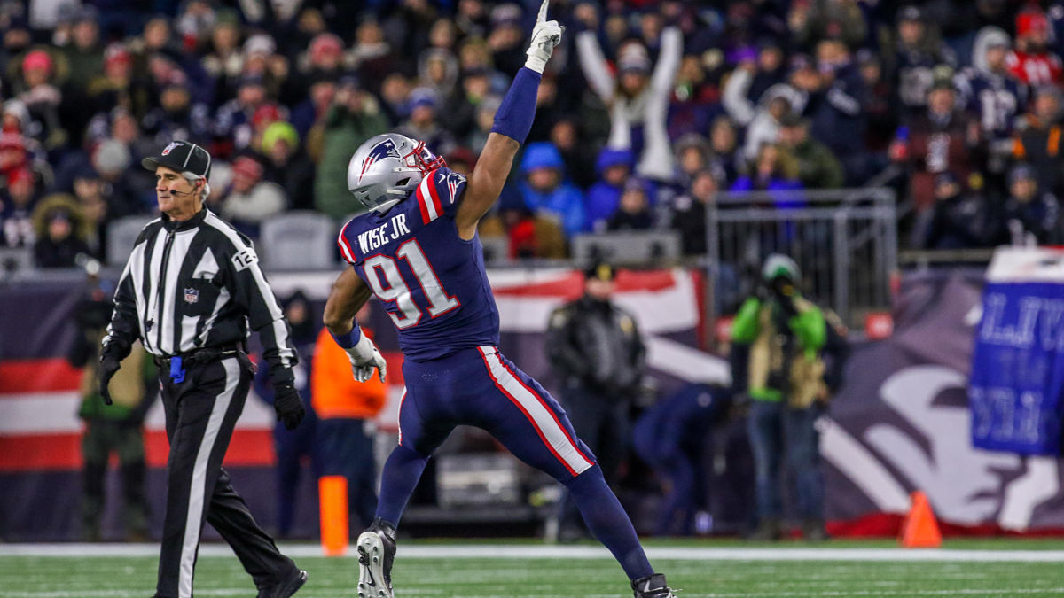 New England Patriots defensive end Deatrich Wise