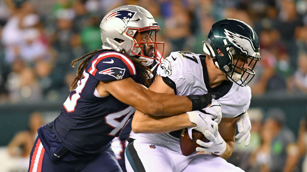 New England Patriots linebacker Harvey Langi
