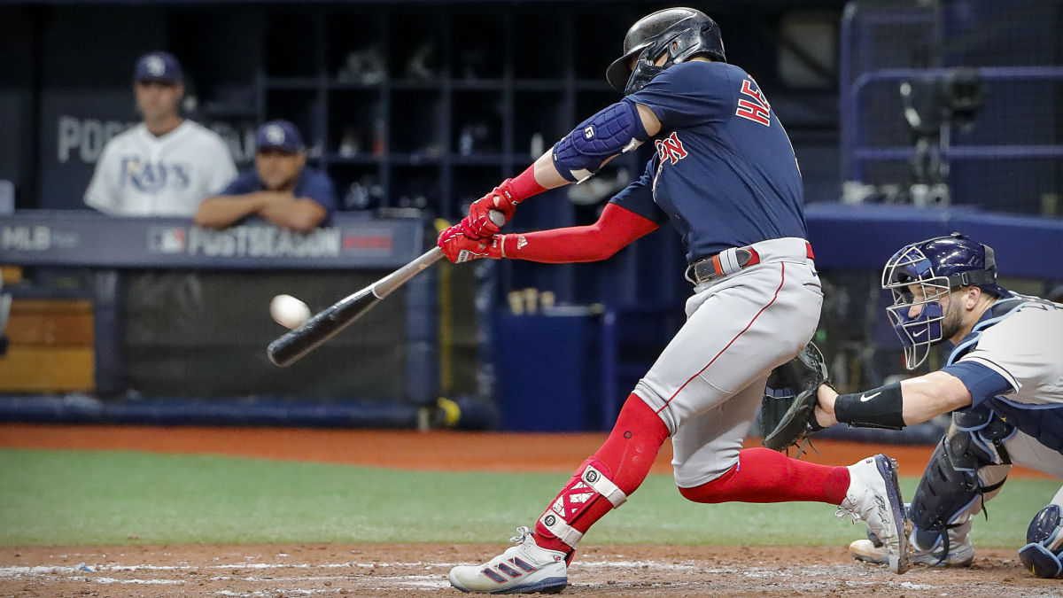 Boston Red Sox outfielder Kike Hernandez
