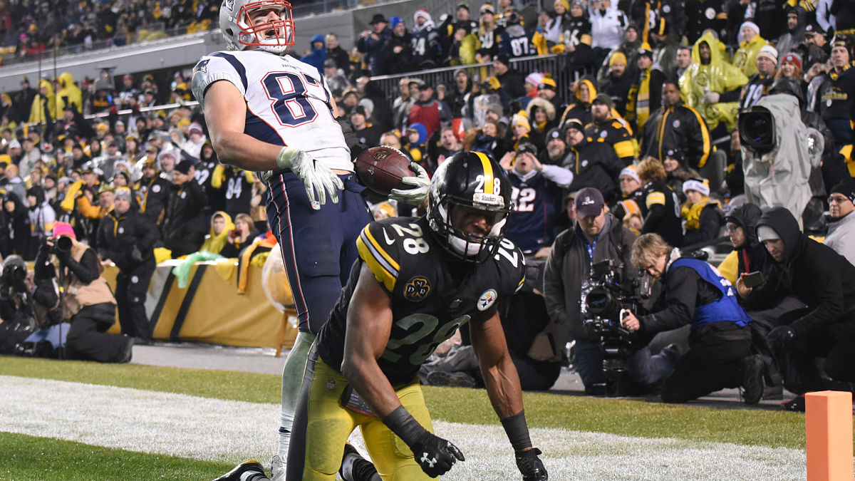 New England Patriots safety Sean Davis