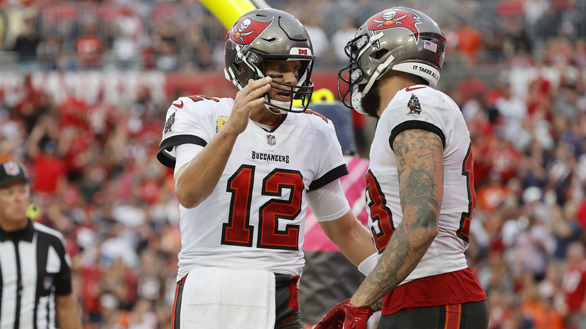 Tampa Bay Buccaneers quarterback Tom Brady and wide receiver Mike Evans