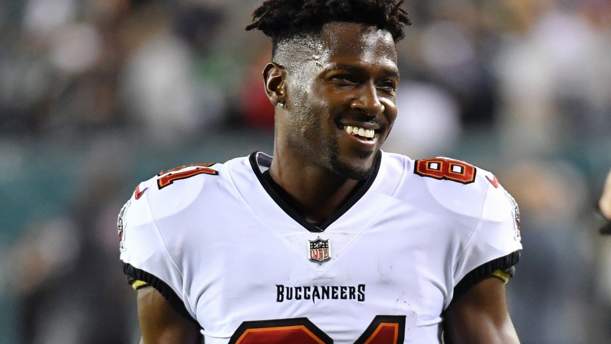 Tampa Bay Buccaneers receiver Antonio Brown