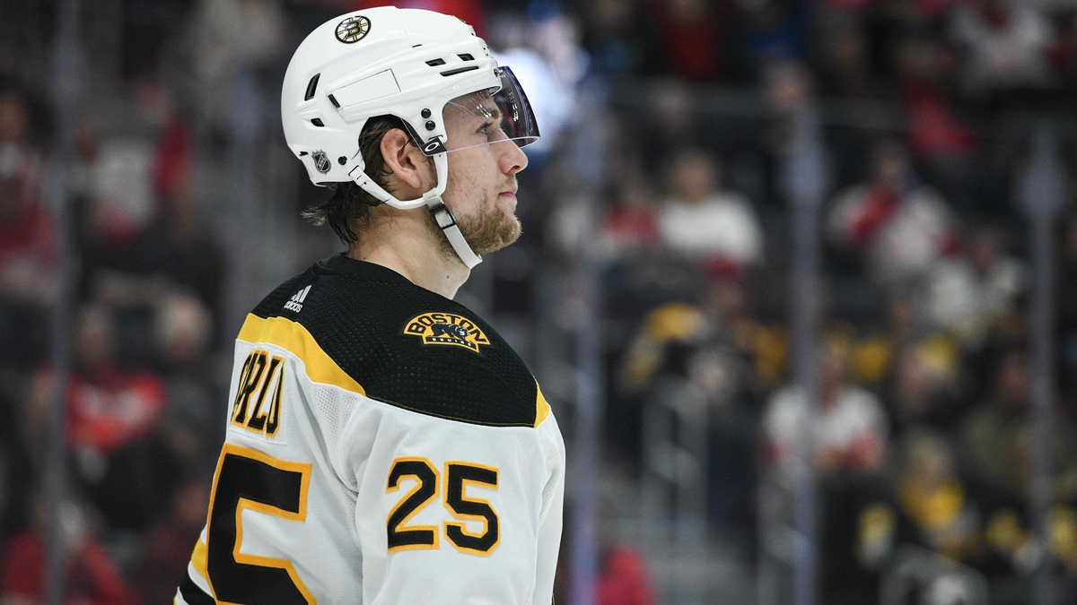 Boston Bruins defenseman Brandon Carlo