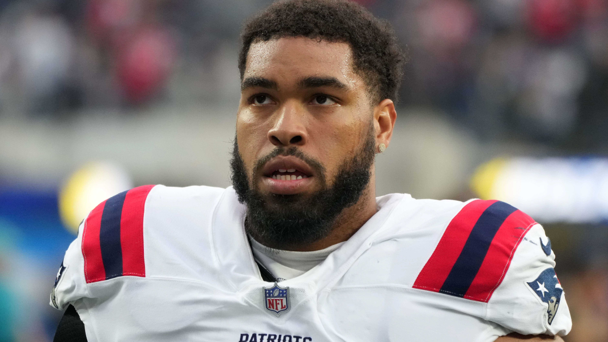 New England Patriots defensive tackle Carl Davis