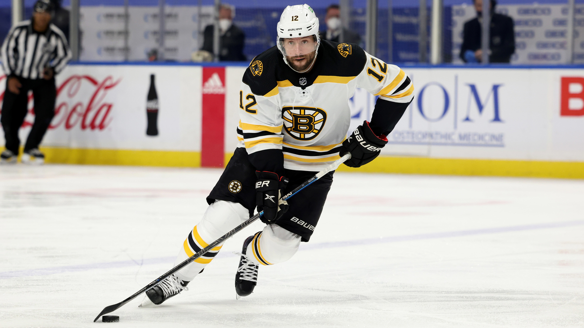 Boston Bruins forward Craig Smith