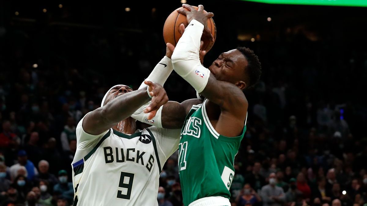 Boston Celtics guard Dennis Schröder, Milwaukee Bucks center Bobby Portis