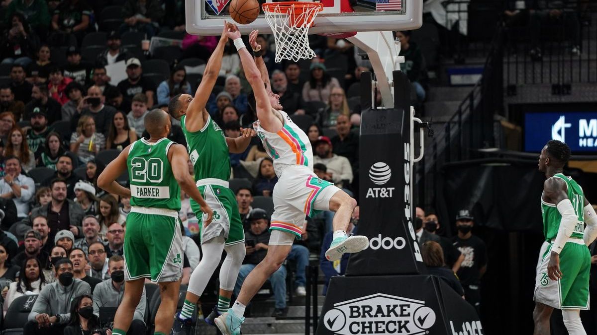 Boston Celtics' Grant Williams, Al Horford,