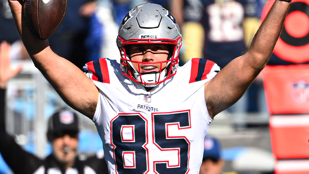 New England Patriots tight end Hunter Henry