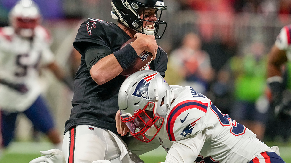 New England Patriots linebacker Kyle Van Noy