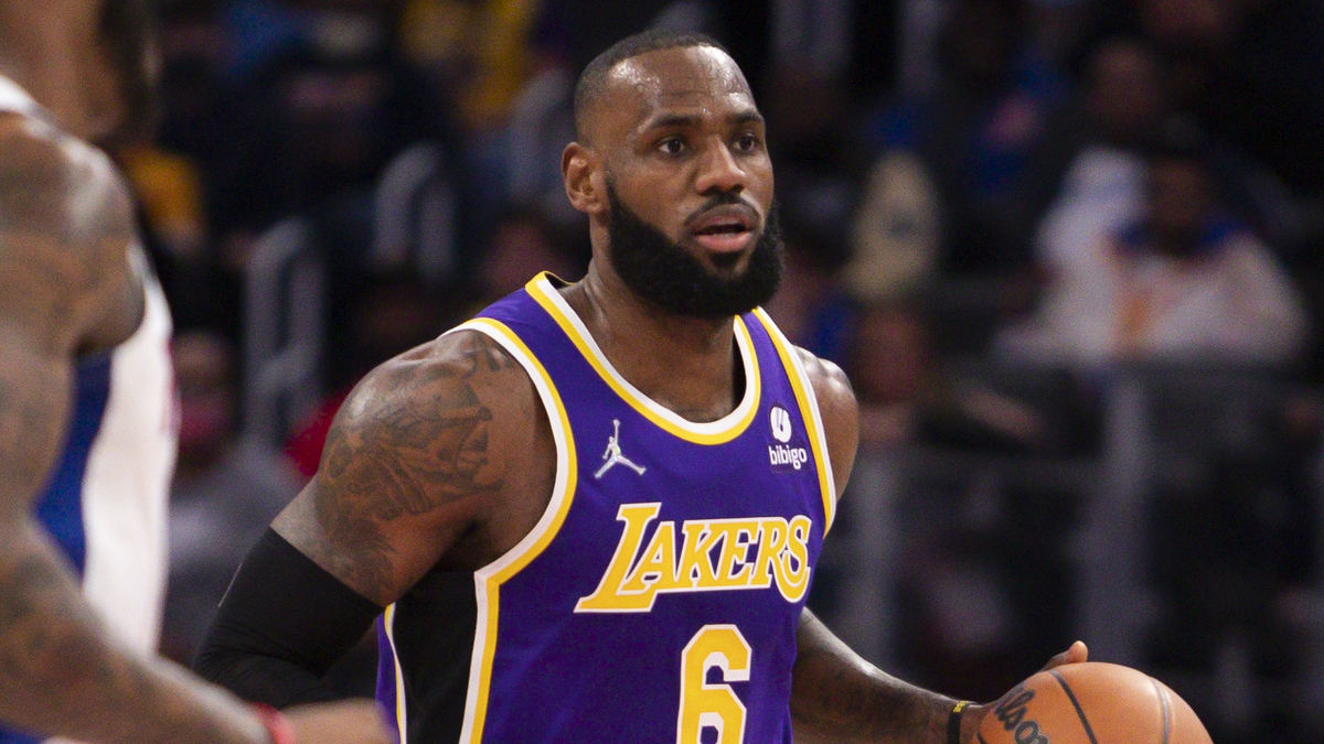 Los Angeles Lakers forward LeBron James