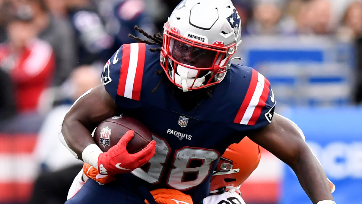 New England Patriots running back Rhamondre Stevenson