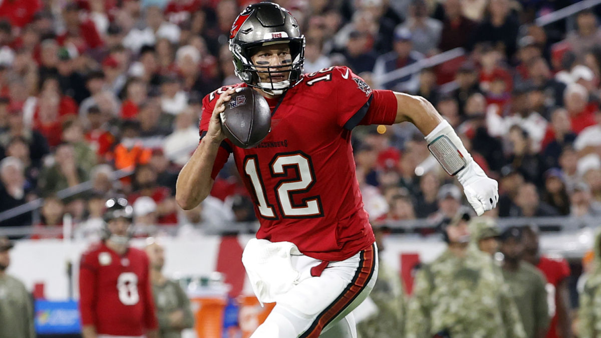Tampa Bay Buccaneers quarterback Tom Brady