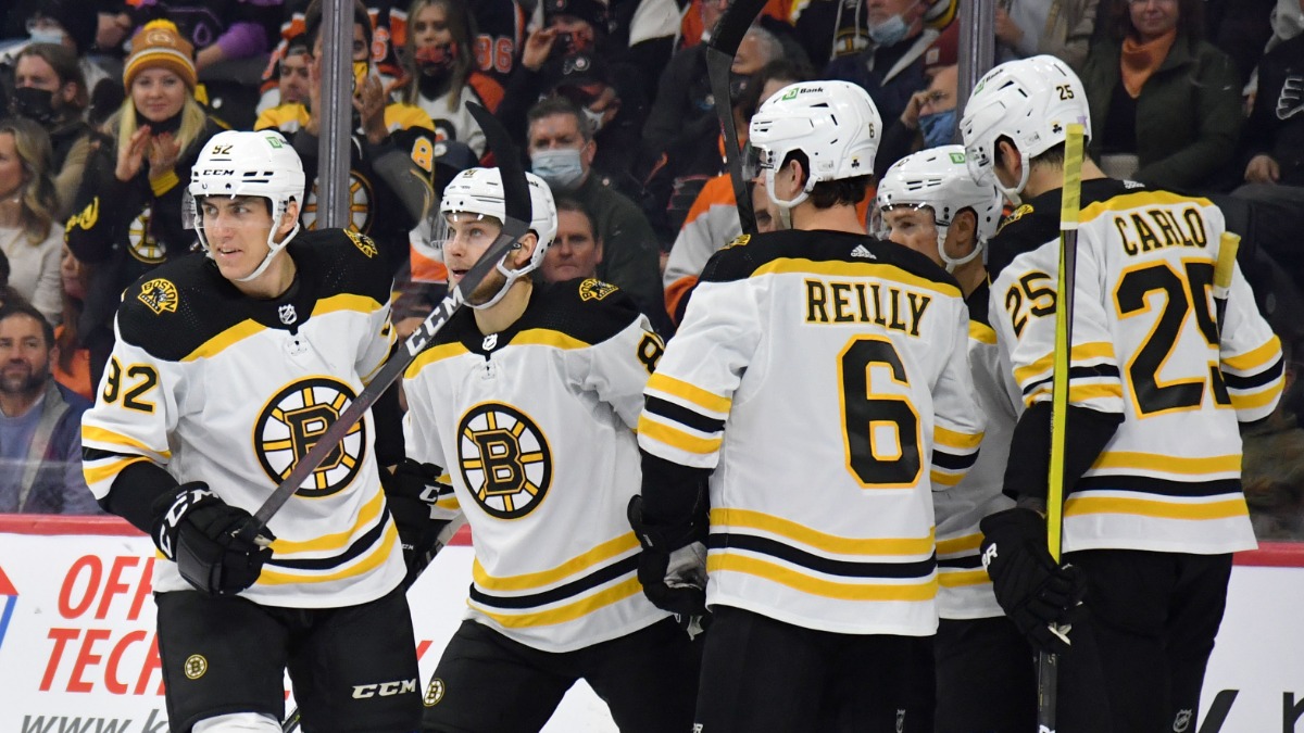 Boston Bruins forward Tomas Nosek