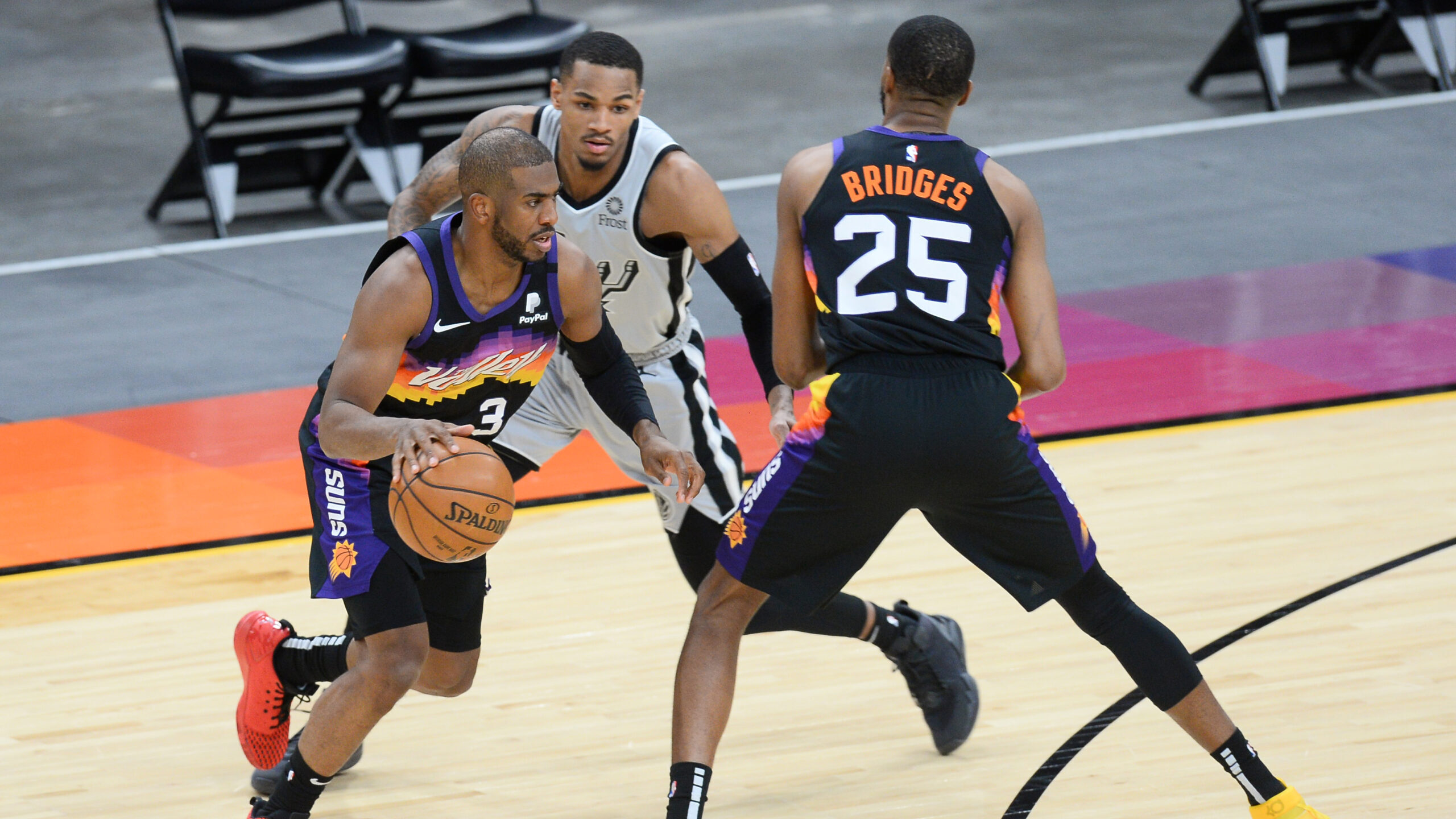 NBA: San Antonio Spurs at Phoenix Suns