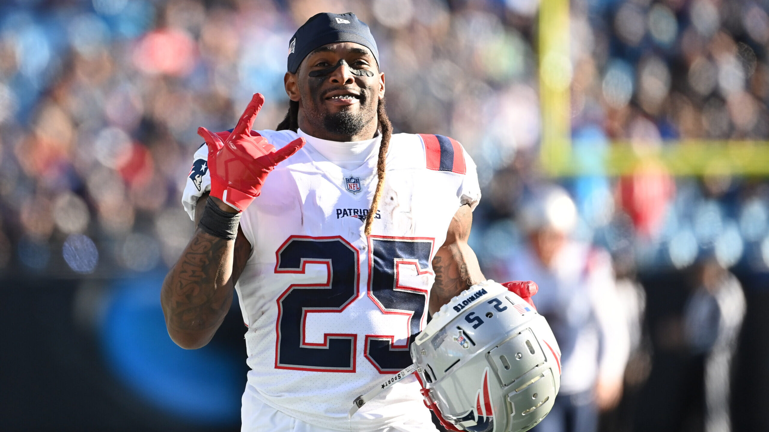New England Patriots running back Brandon Bolden