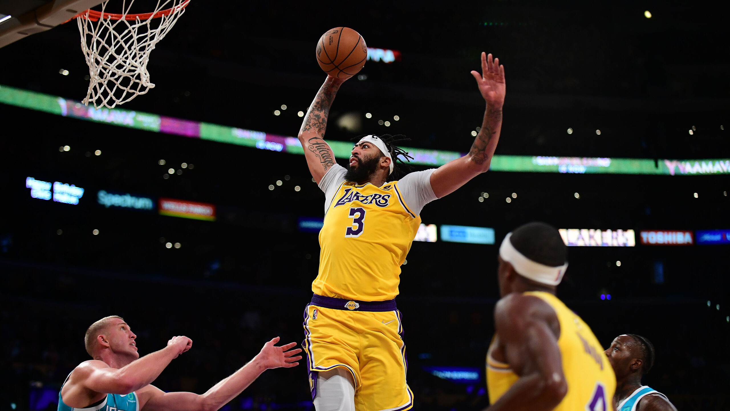 NBA: Charlotte Hornets at Los Angeles Lakers