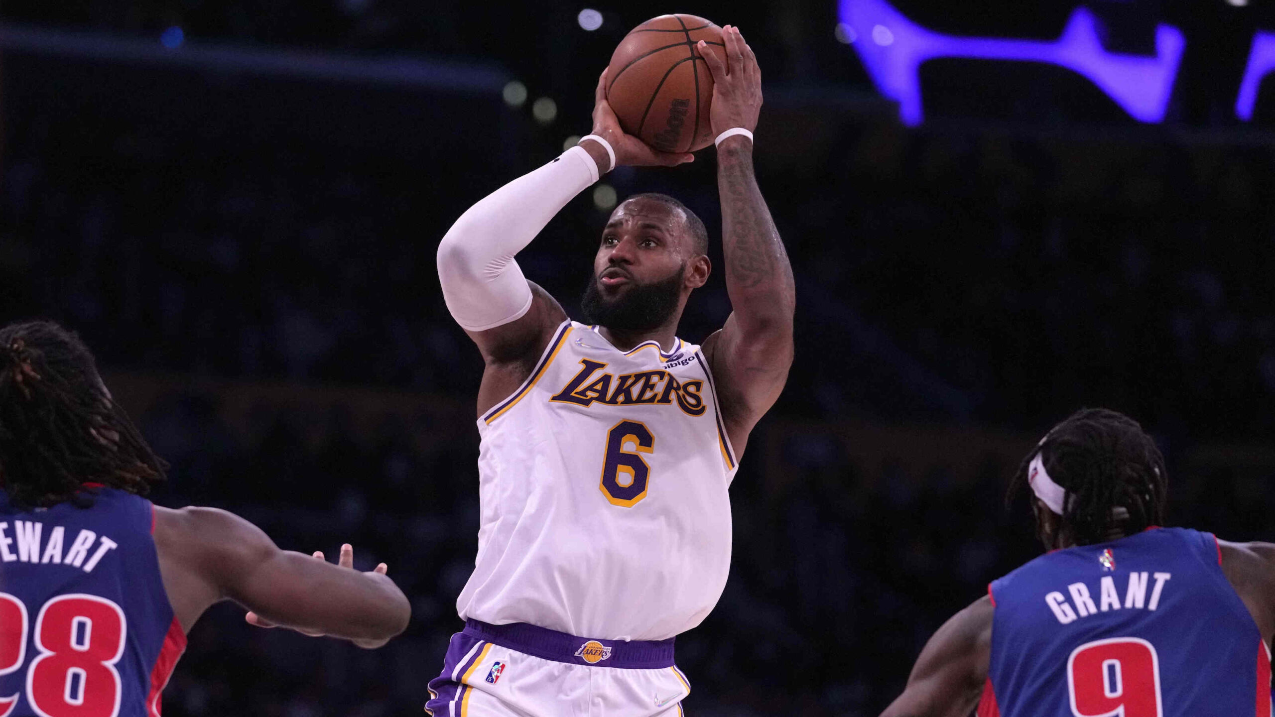 NBA: Detroit Pistons at Los Angeles Lakers