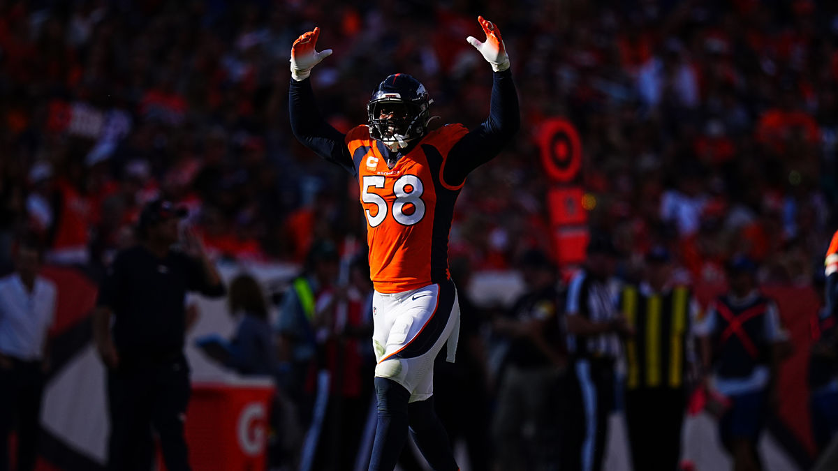 Los Angeles Rams linebacker Von Miller