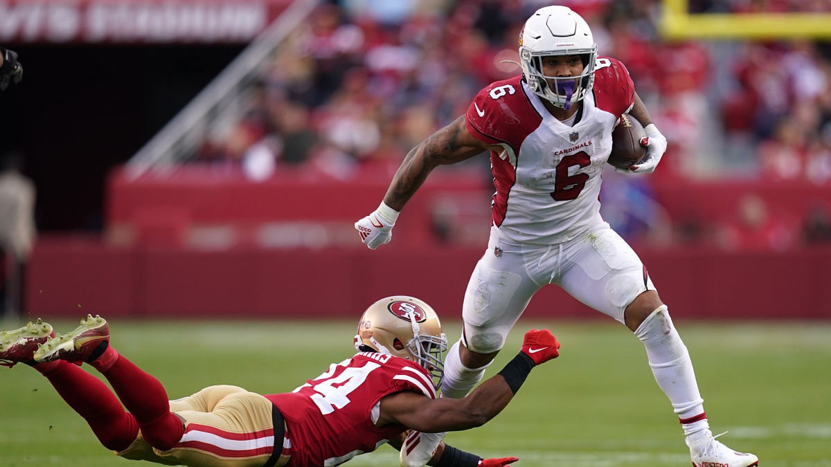 Arizona Cardinals running back James Conner