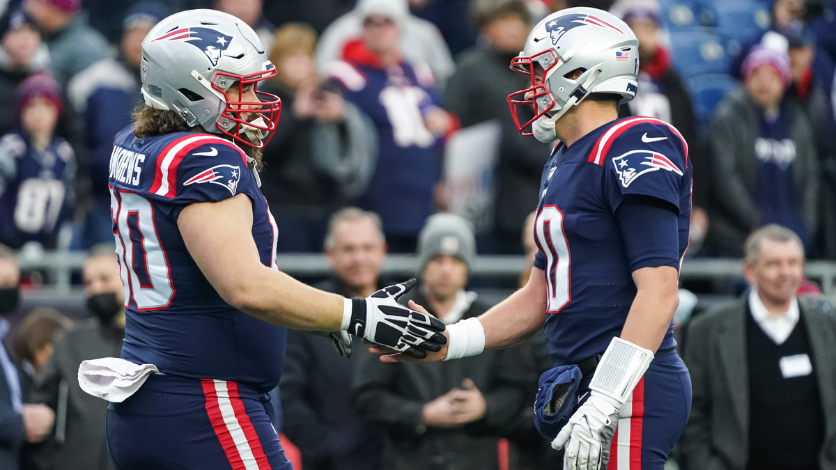 New England Patriots center David Andrews, quarterback Mac Jones