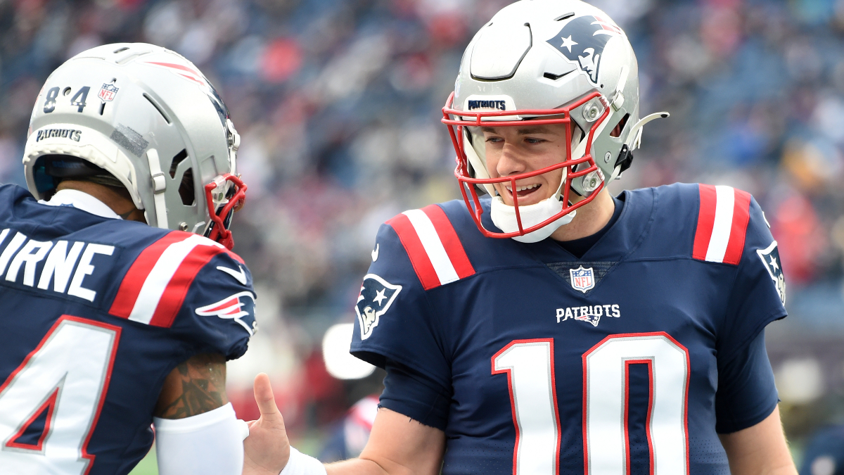 New England Patriots wide receiver Kendrick Bourne (84) and quarterback Mac Jones
