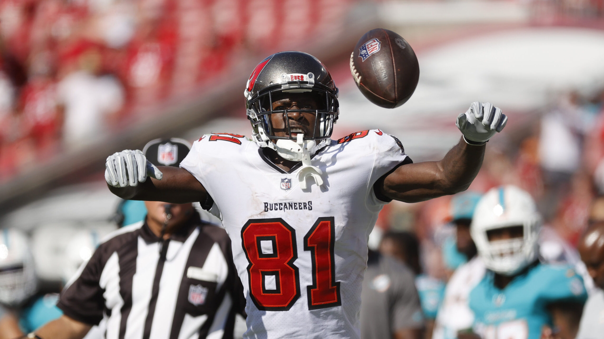 NFL: Miami Dolphins at Tampa Bay Buccaneers