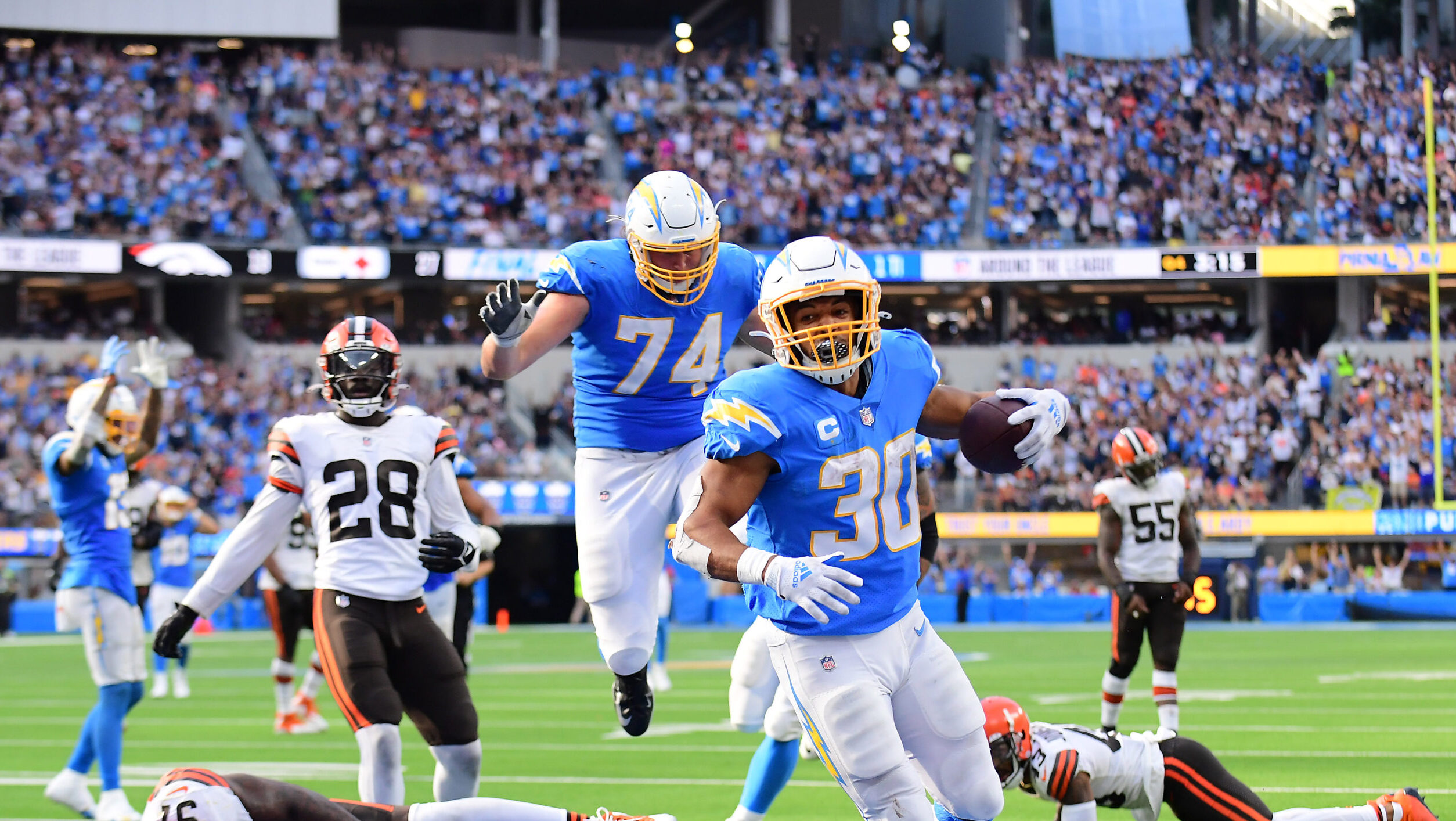 NFL: Cleveland Browns at Los Angeles Chargers