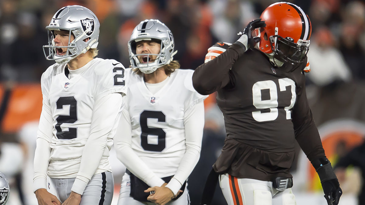 Las Vegas Raiders kicker Daniel Carlson
