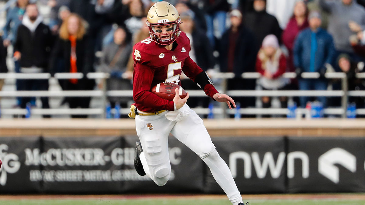 Boston College quarterback Phil Jurkovec