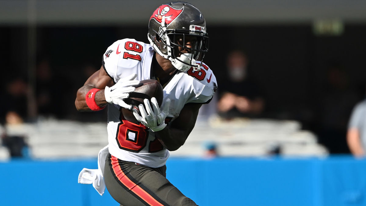 NFL wide receiver Antonio Brown